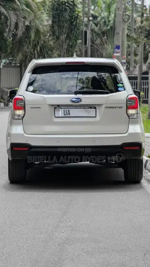 Subaru Forester 2017 Off white