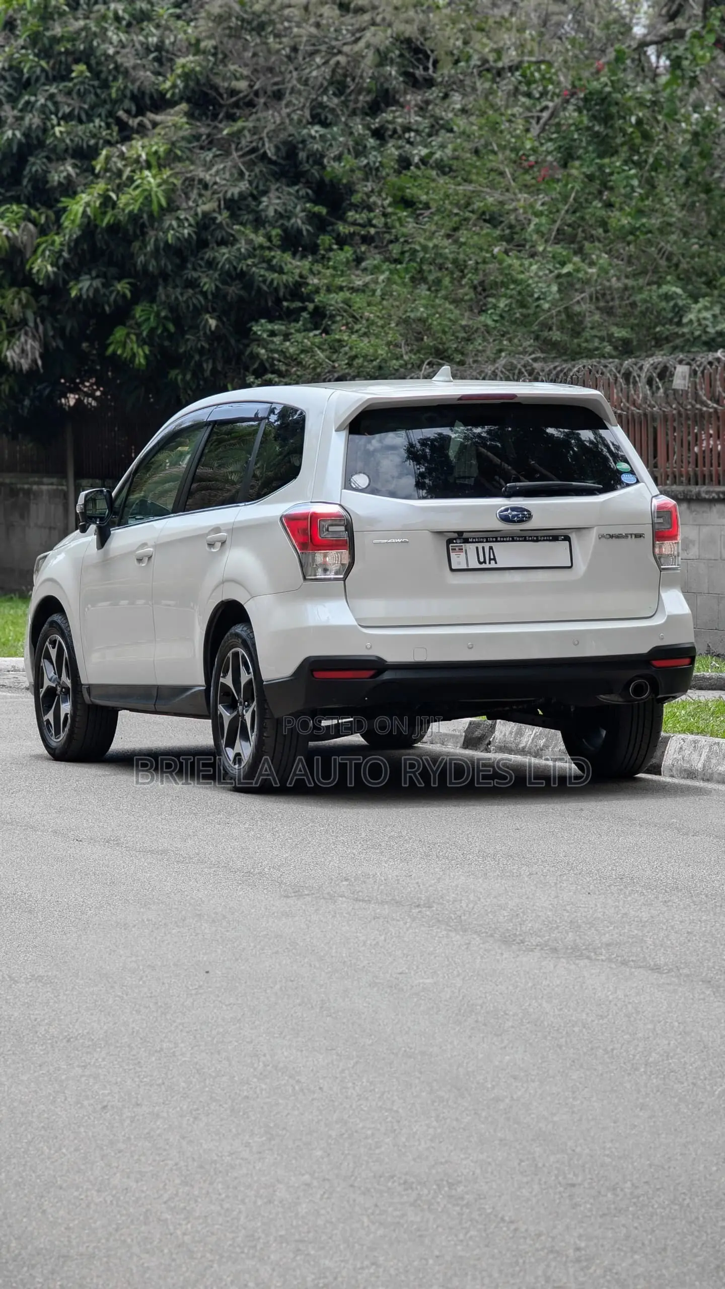 Subaru Forester 2017 Off white