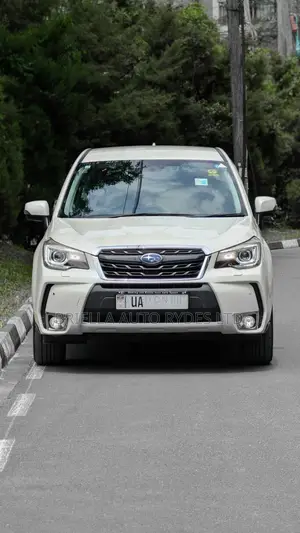 Subaru Forester 2017 Off white
