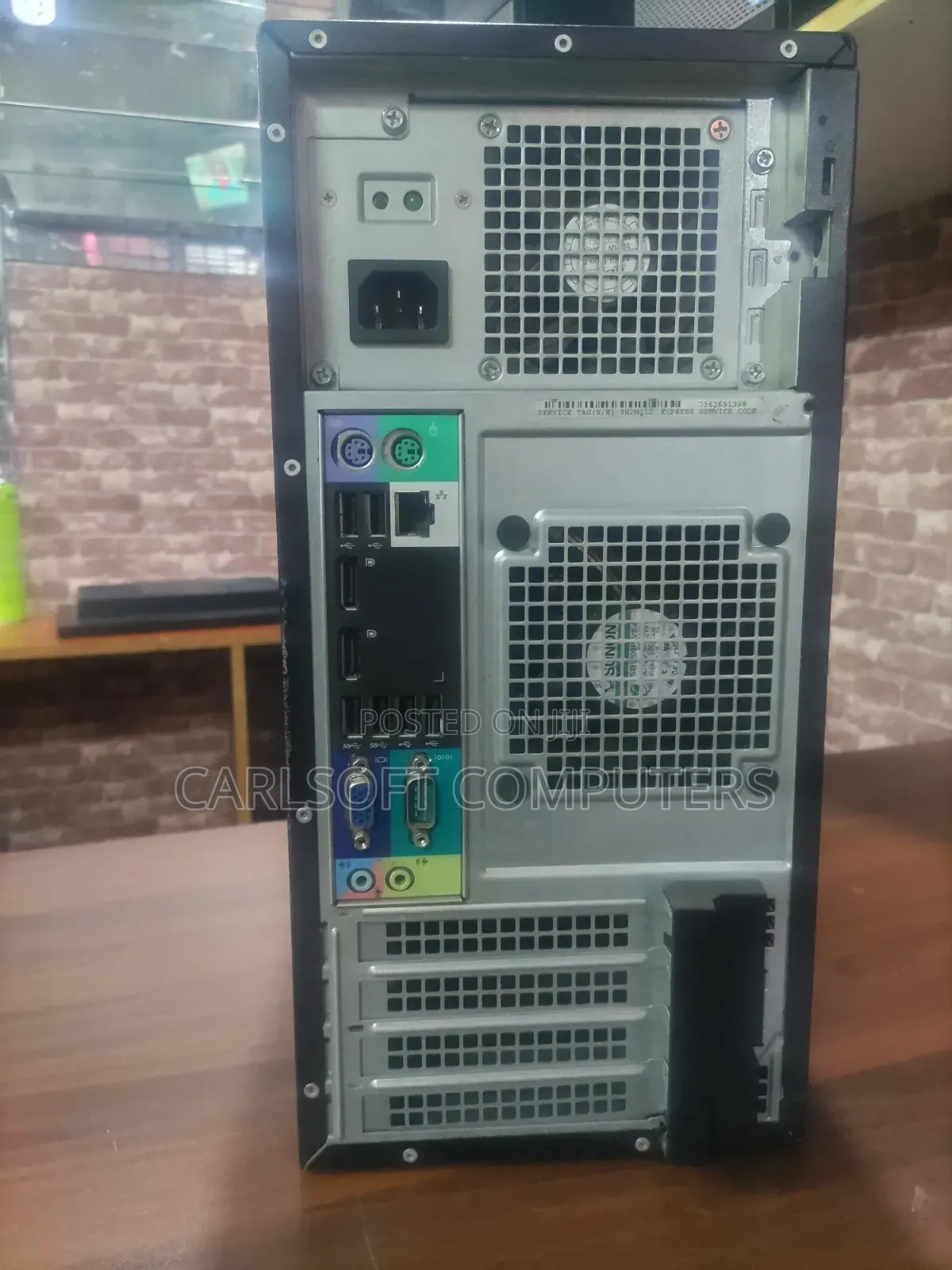 Desktop Computer Dell OptiPlex 390 4GB Intel Core i5 HDD 500GB