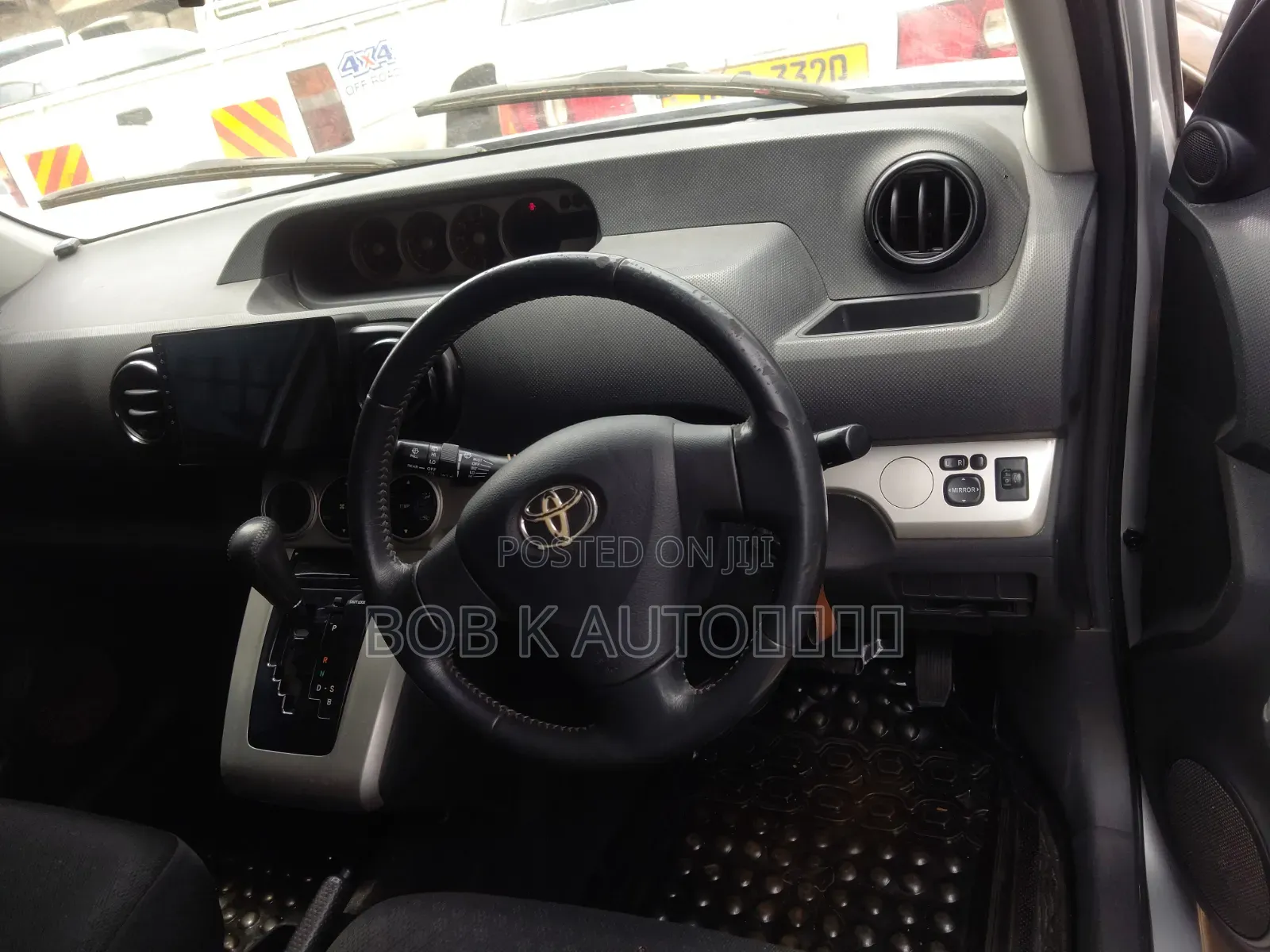 Toyota Corolla Rumion 2010 Silver