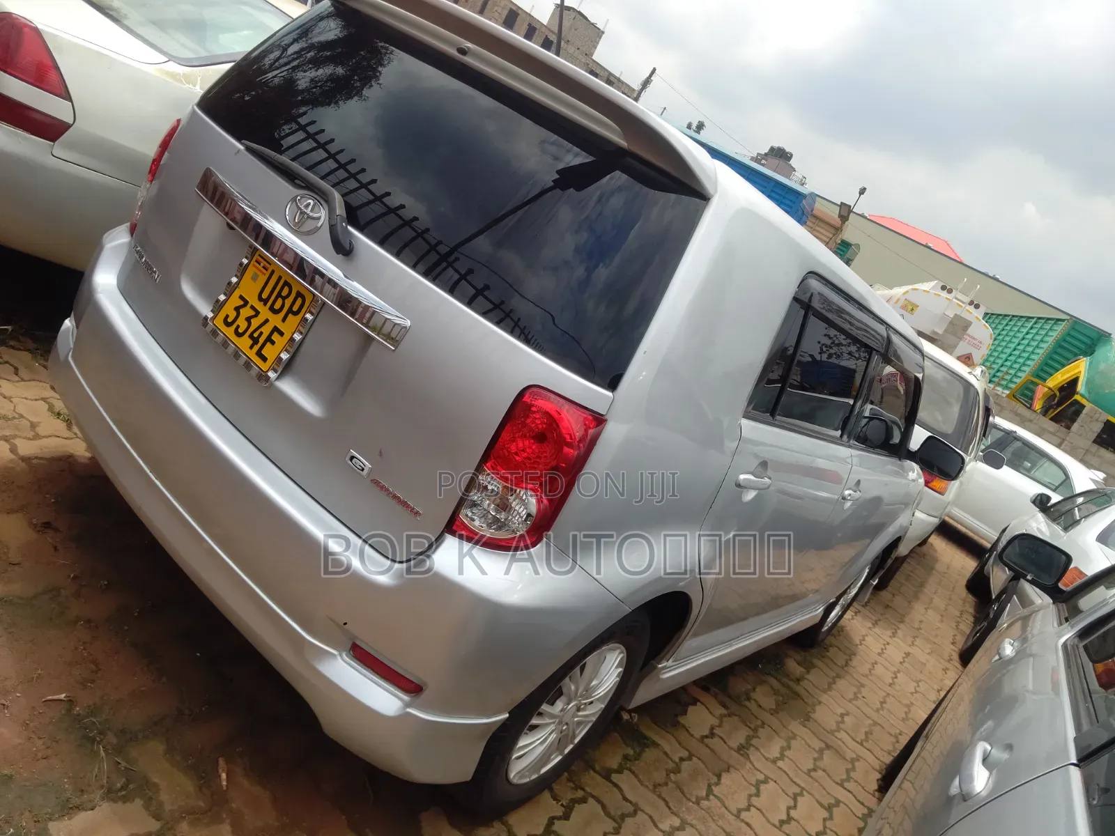 Toyota Corolla Rumion 2010 Silver