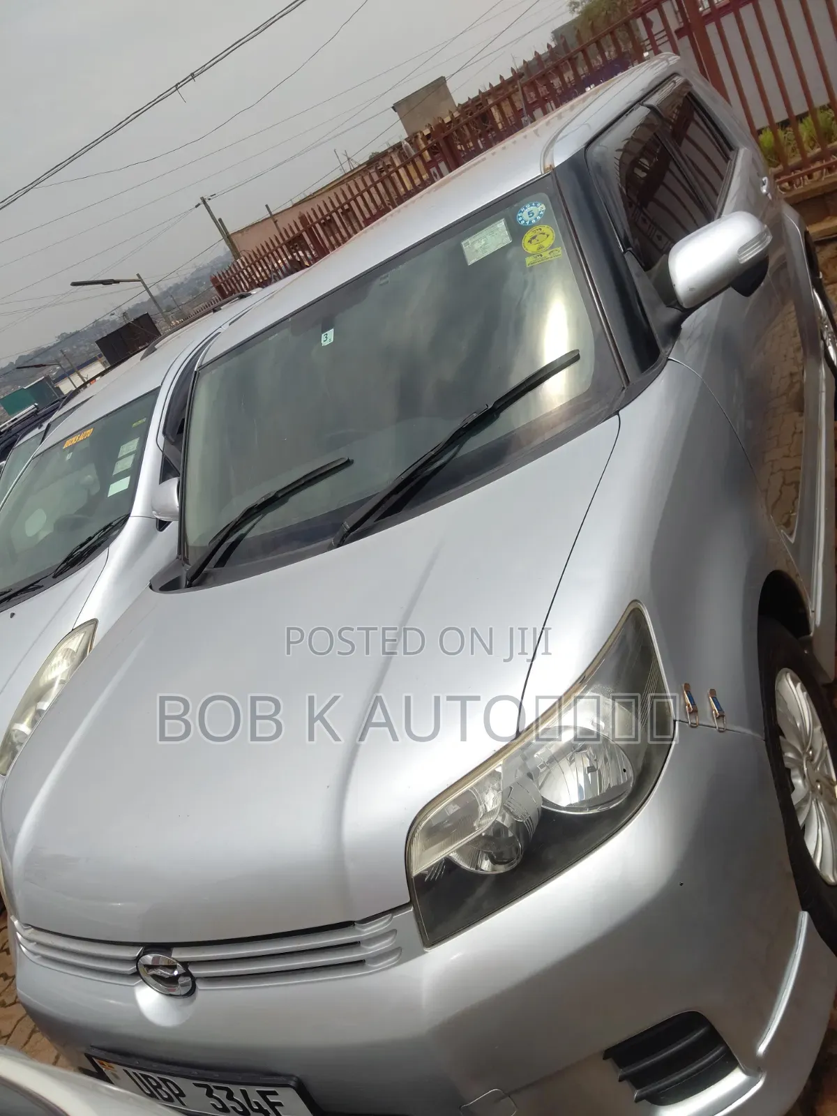 Toyota Corolla Rumion 2010 Silver