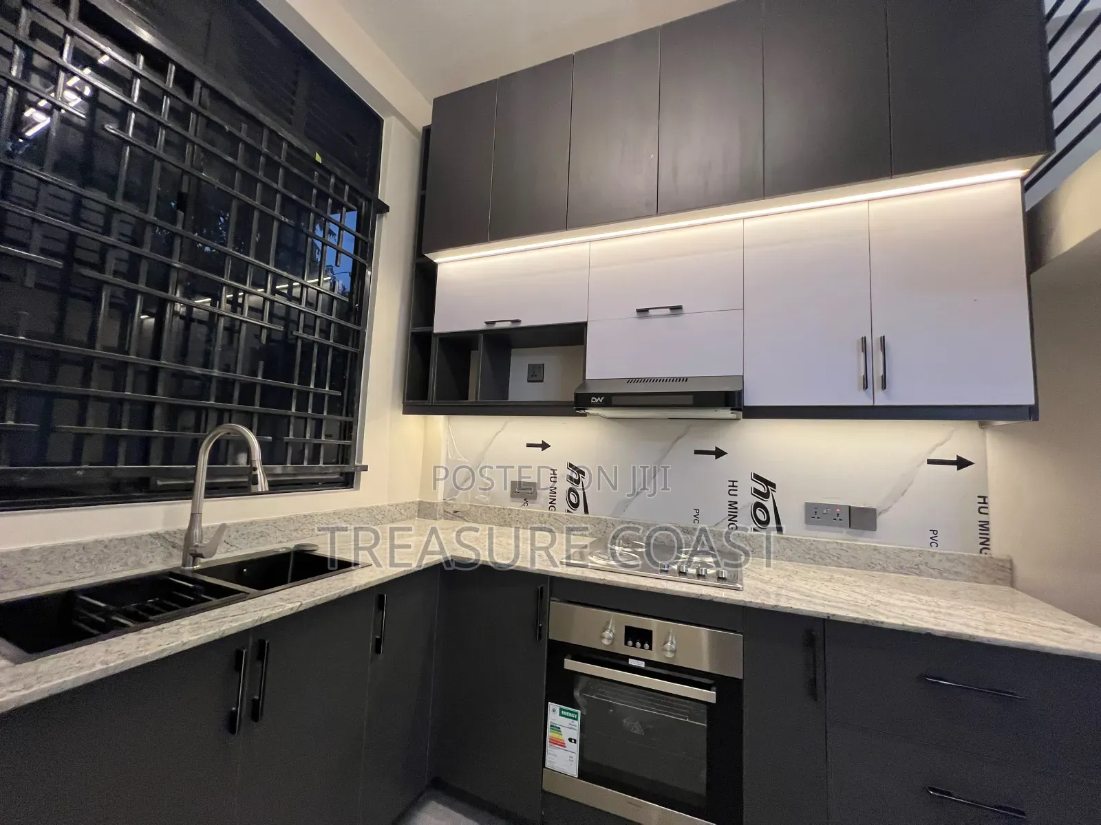 3bdrm Duplex in Nakawa for sale