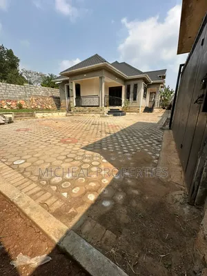 4bdrm House in Gayaza Busukuma, Kawempe for sale