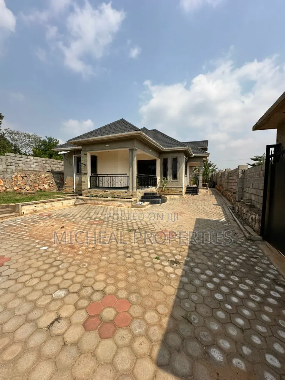 4bdrm House in Gayaza Busukuma, Kawempe for sale