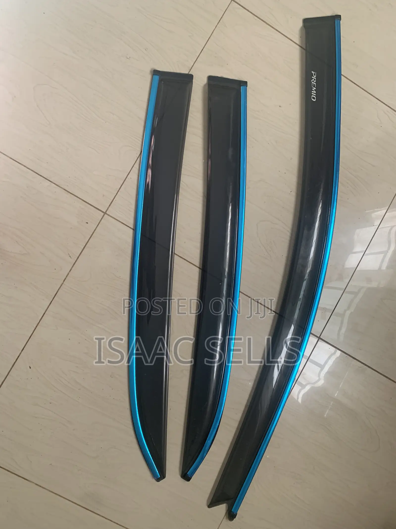Premio Rain Guard (Visor)