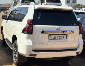 Toyota Land Cruiser Prado 2.8 2018 White