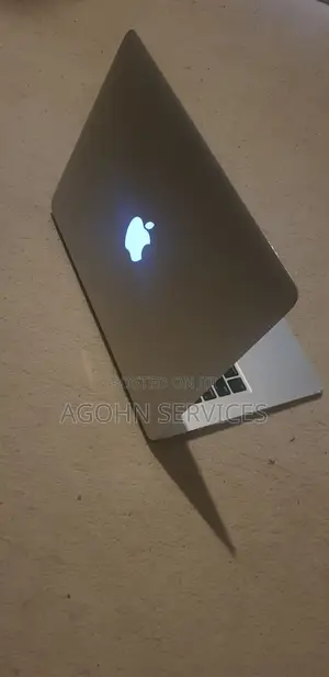 Laptop Apple MacBook Air 8GB Intel Core i5 SSD 128GB