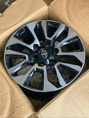 Land Cruiser ,Hilux Revo Fortuner Size 17