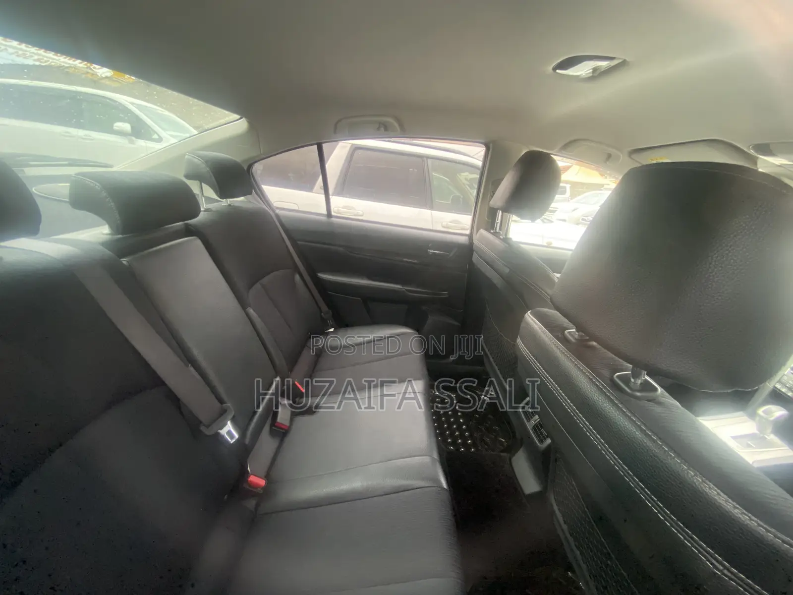 Subaru Legacy 2011 Silver