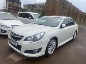 Subaru Legacy 2011 Silver