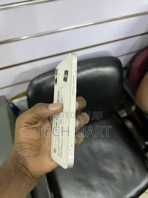 Apple iPhone 12 128 GB White