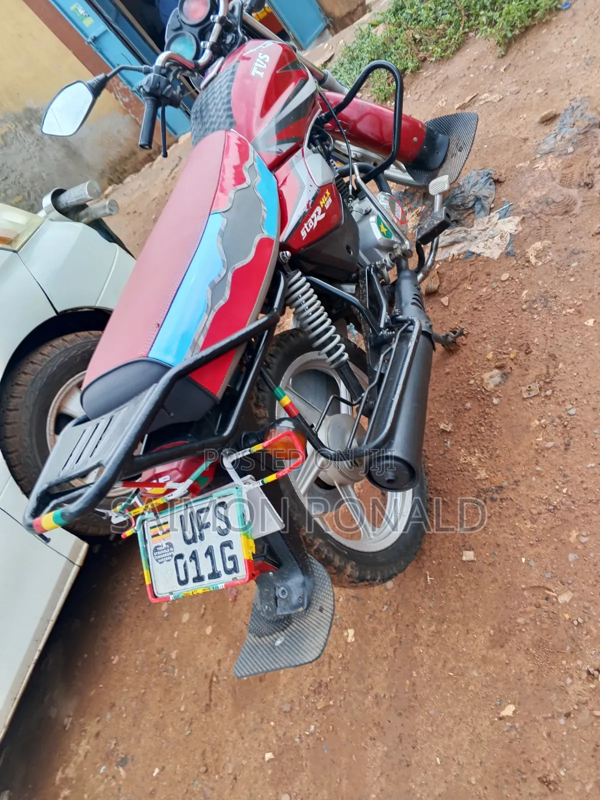 TVS HLX 125 2018 Red