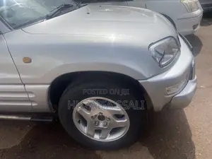 Toyota RAV4 2008 White