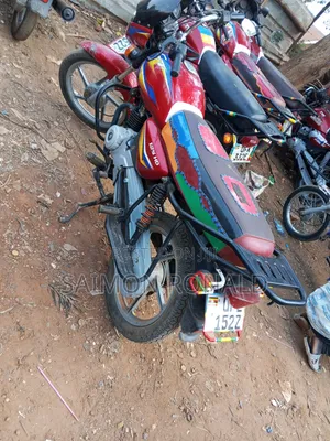 Bajaj CT 125X 2025 Red