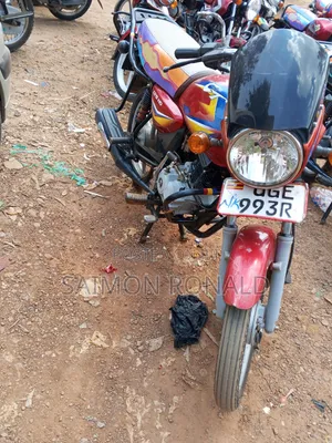 Bajaj CT 125X 2025 Red