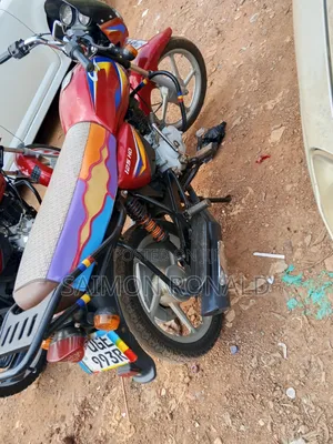 Bajaj CT 125X 2025 Red