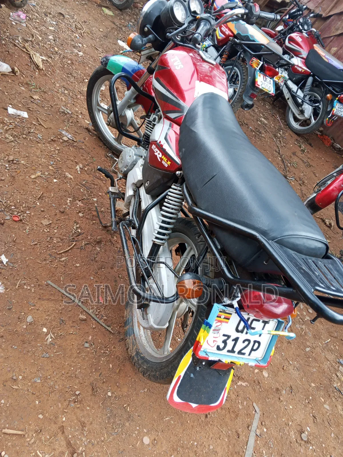 TVS HLX 125 2018 Red