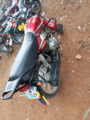 TVS HLX 125 2018 Red