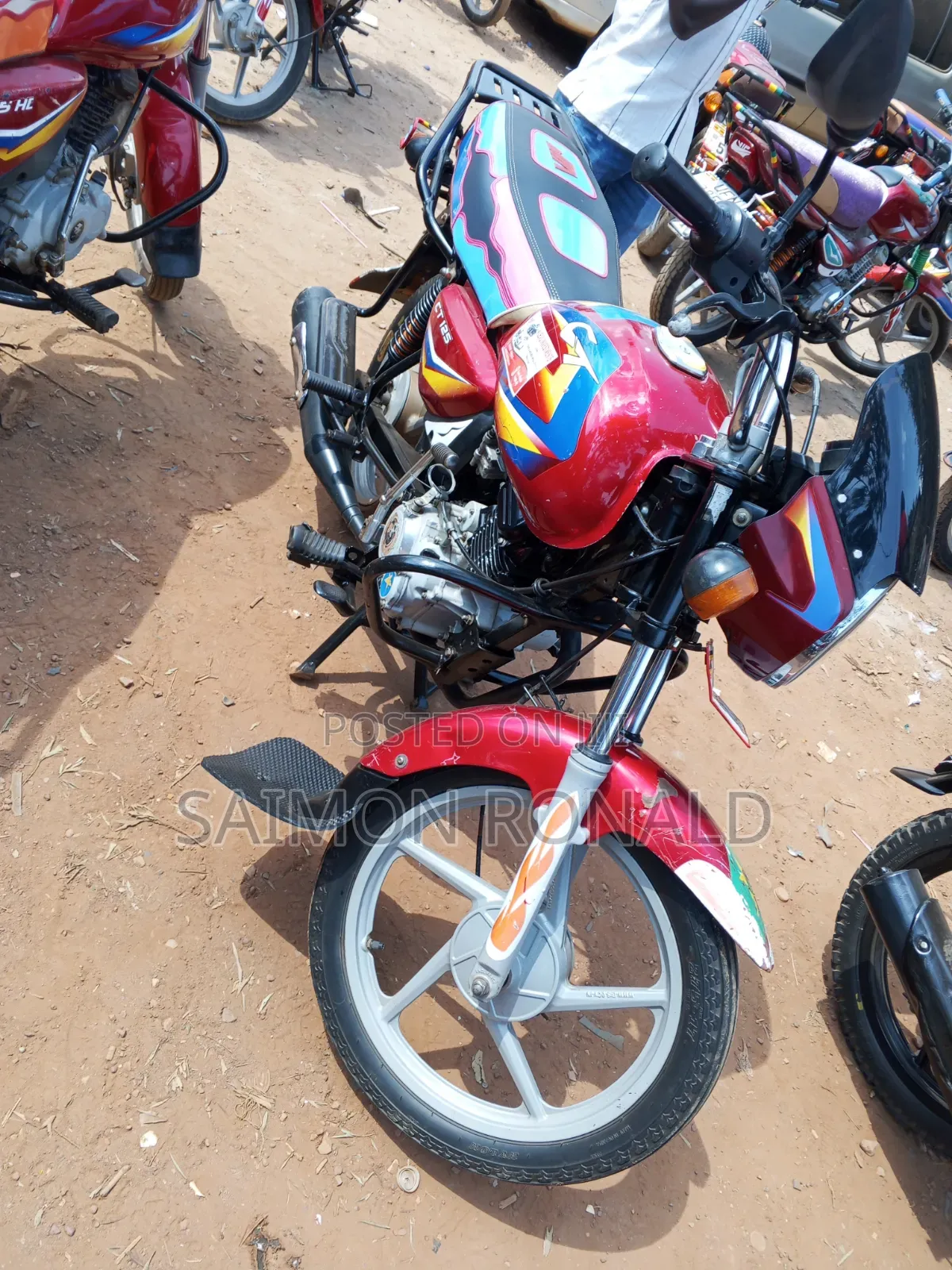 Bajaj CT 125X 2025 Red