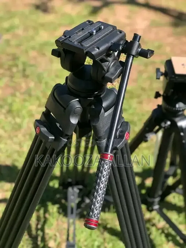 VCT-860 Tripod Stand