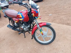 Bajaj CT 125X 2025 Red