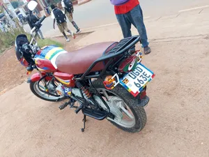 Bajaj CT 125X 2025 Red