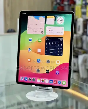 New Apple iPad Pro 12.9 (2022) 2 TB Silver