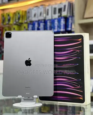 New Apple iPad Pro 12.9 (2022) 2 TB Silver