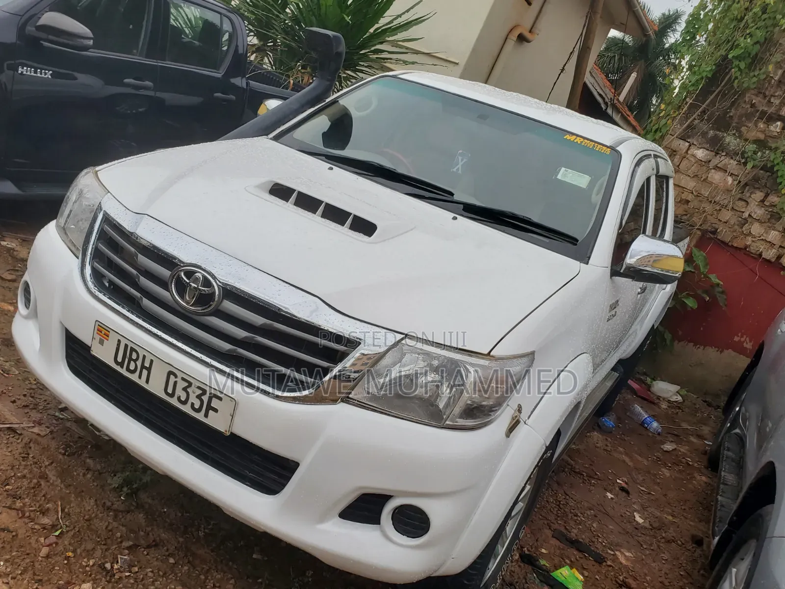 Toyota Hilux 2012 White