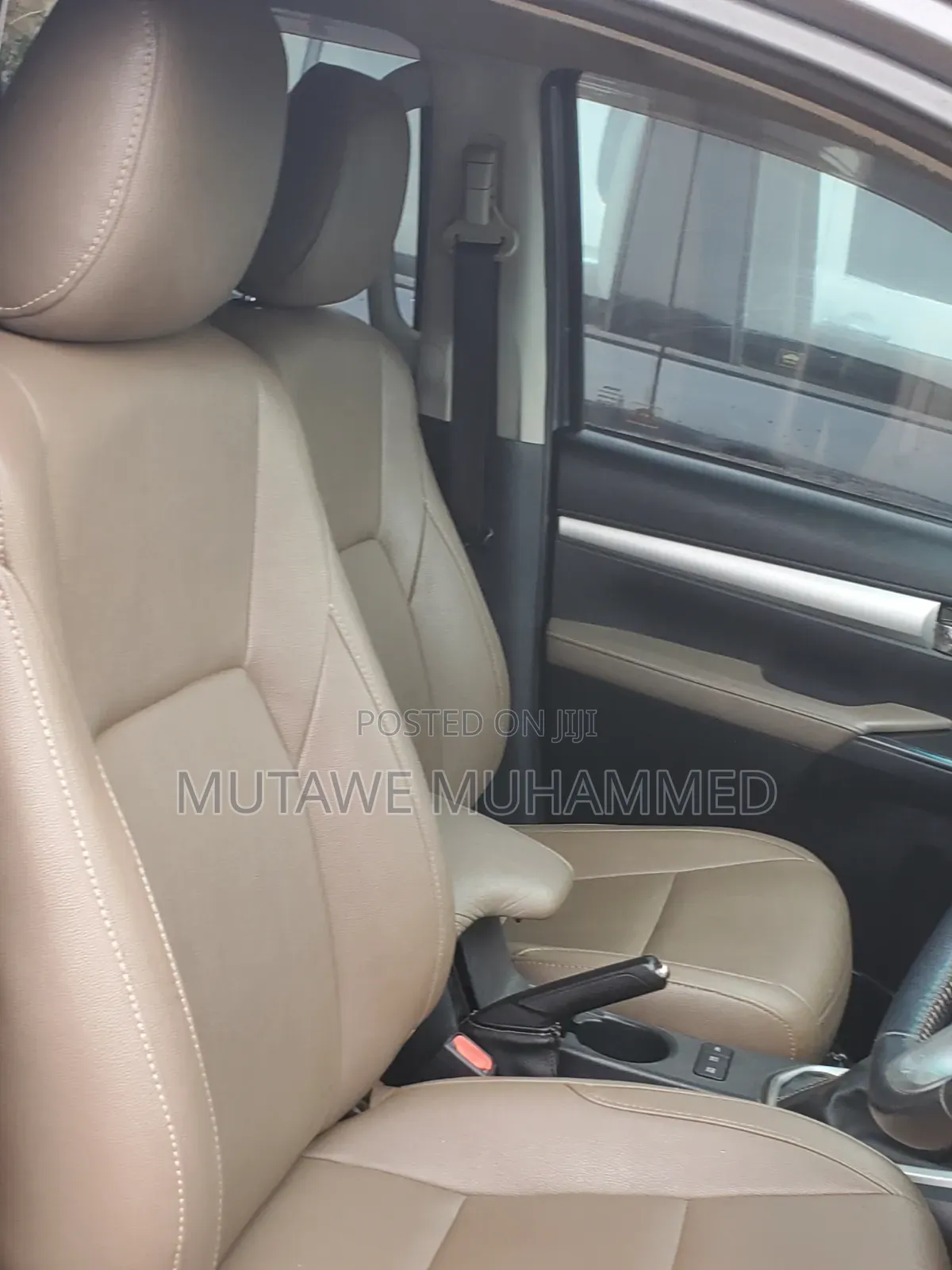 Toyota Hilux 2015 Gray