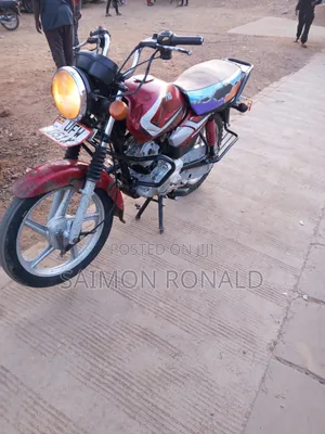 TVS HLX 125 2018 Red