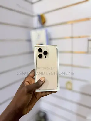 Apple iPhone 16 Pro 128 GB Gold