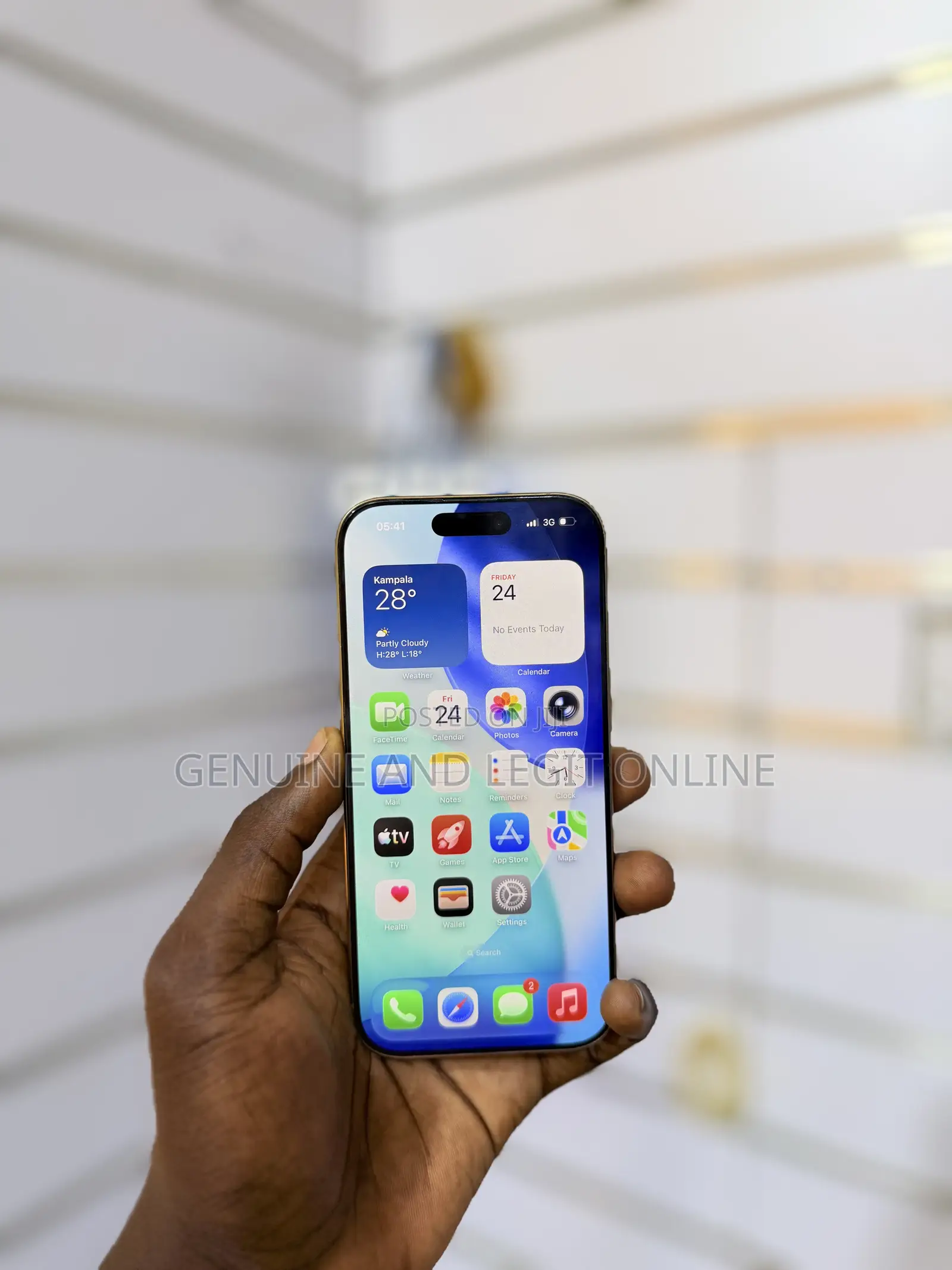 Apple iPhone 16 Pro 128 GB Gold