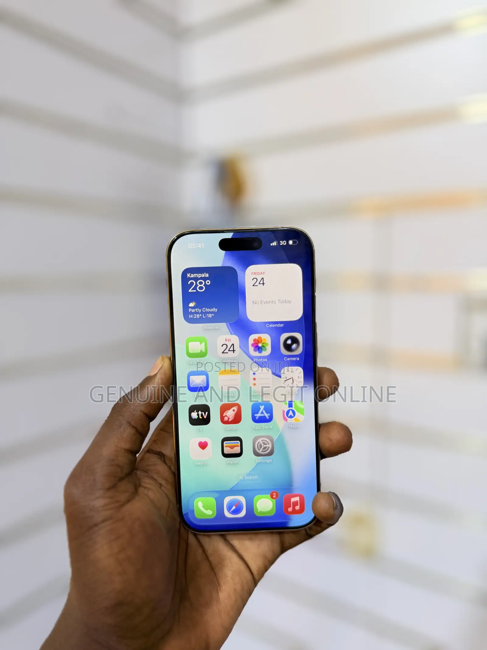 Apple iPhone 16 Pro 128 GB Gold