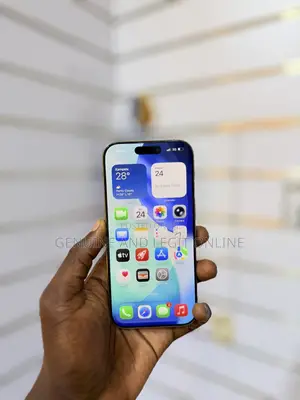 Apple iPhone 16 Pro 128 GB Gold