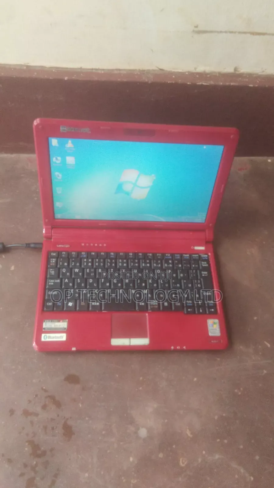 Laptop NEC N22A 2GB Intel Atom HDD 128GB