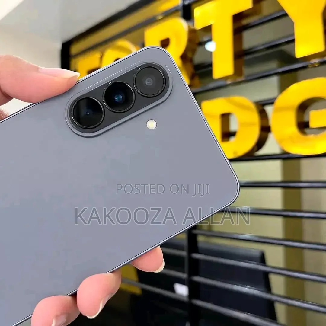 New Samsung Galaxy A57 256 GB Gray
