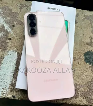 New Samsung Galaxy A56 256 GB Gold