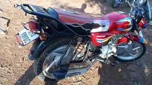 Bajaj CT 125X 2026 Red