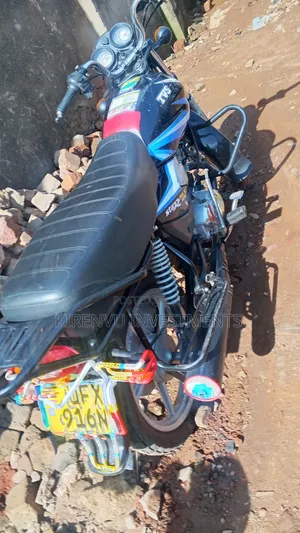 TVS HLX 125 2019 Black
