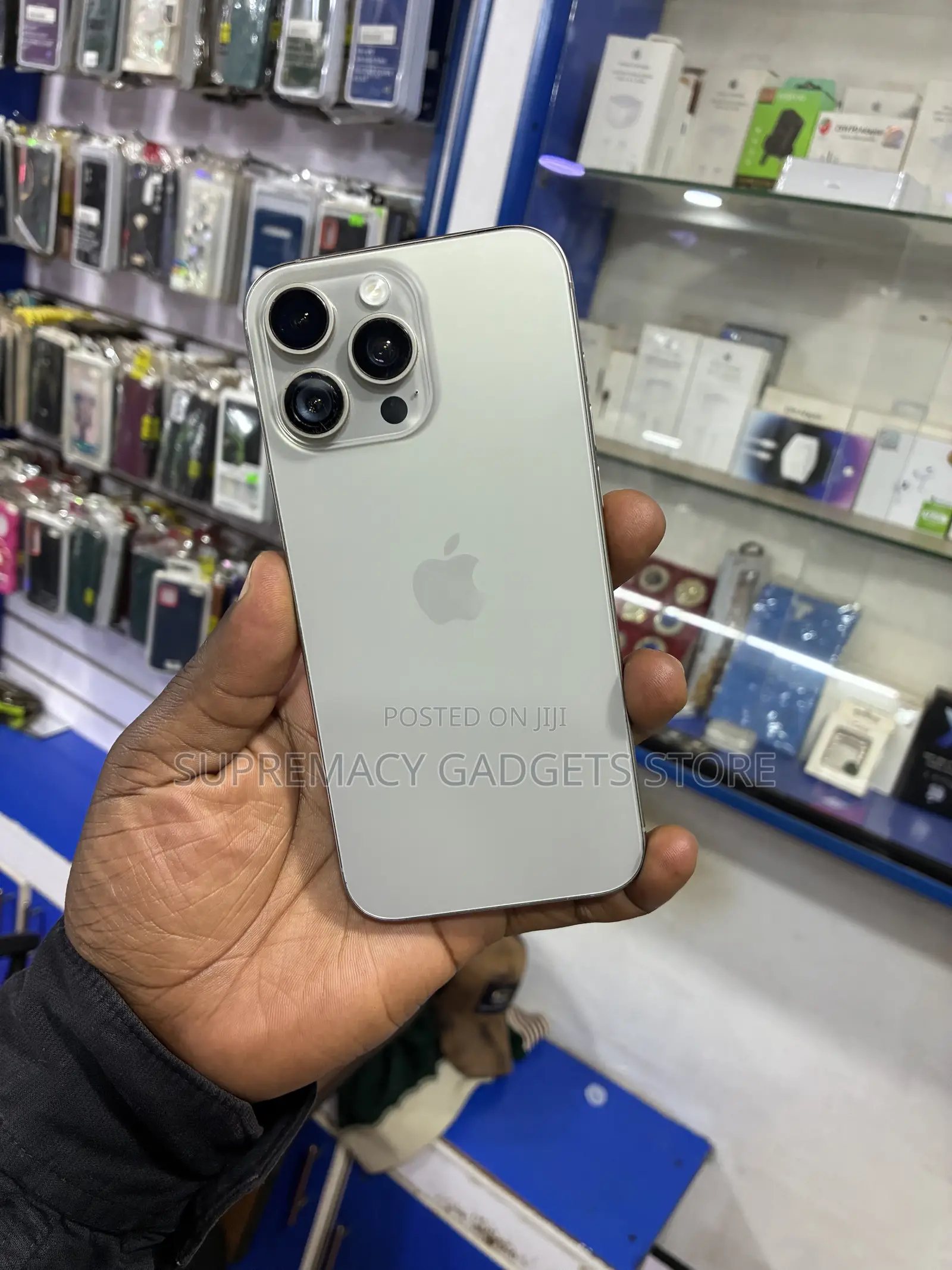 Apple iPhone 16 Pro Max 256 GB Silver