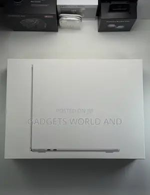 New Laptop Apple MacBook Air 2026 M5 16GB Apple M5 SSD 512GB