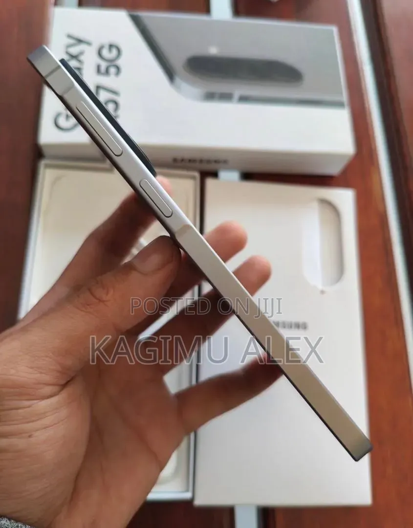 New Samsung Galaxy A57 256 GB Gray