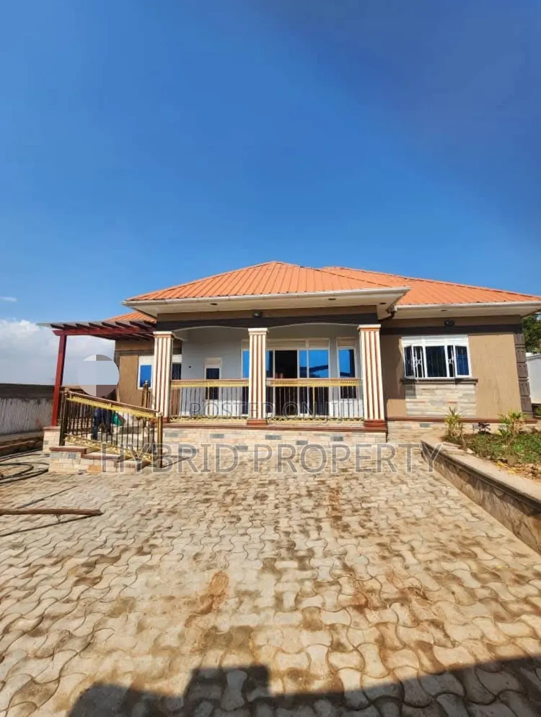 4bdrm House in Matugga~Kiryagonja, Gombe for sale