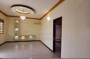 4bdrm House in Matugga~Kiryagonja, Gombe for sale