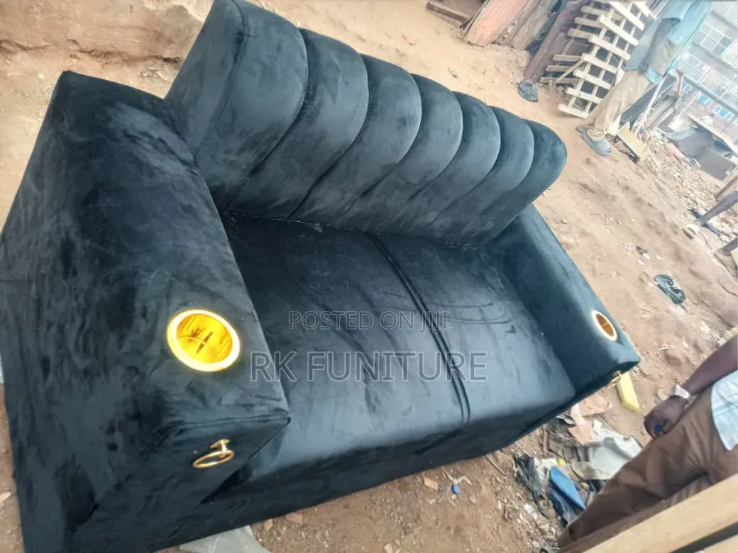 2 Seater Qaurity Sofa