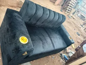 2 Seater Qaurity Sofa