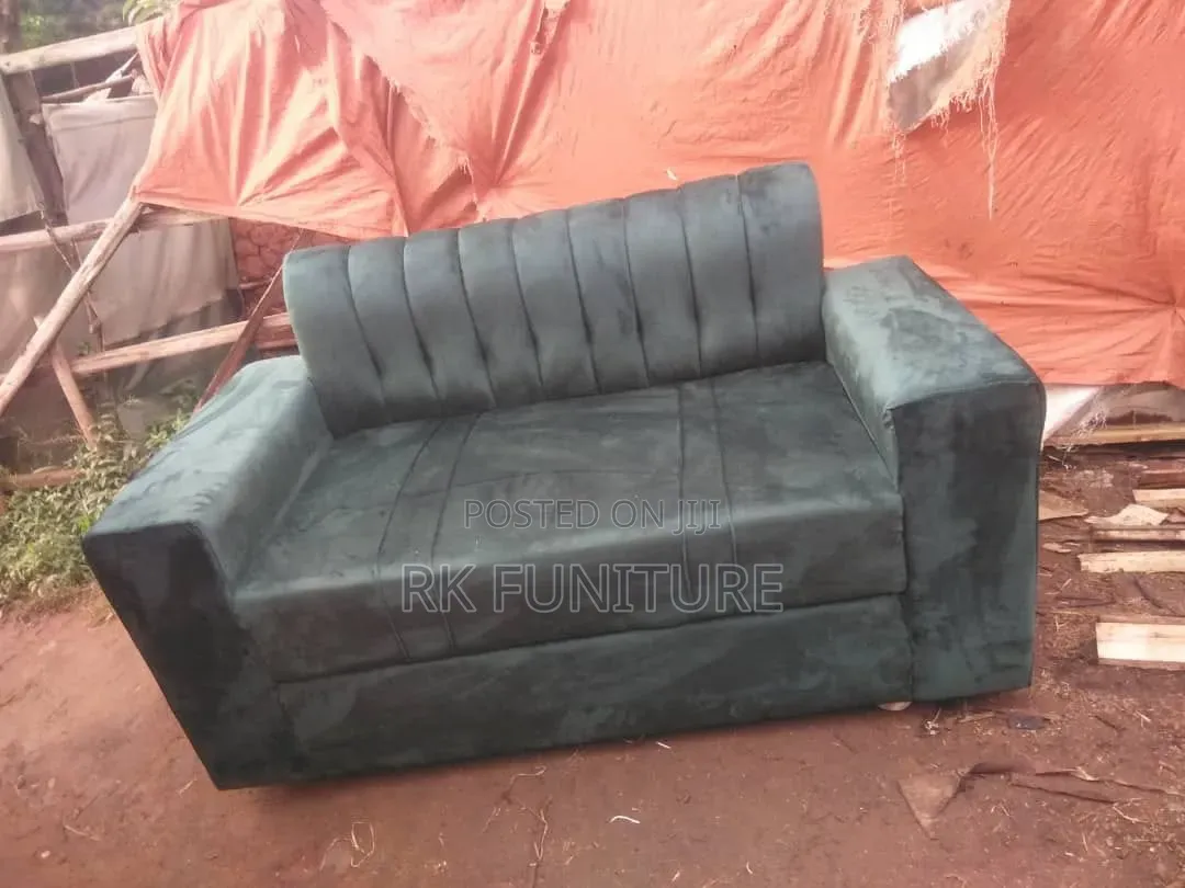 2 Seater Qaurity Sofa